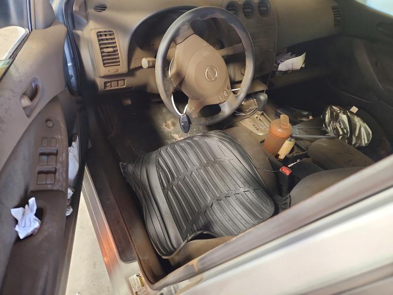 Photo 8 from auction – 2011 NISSAN ALTIMA with VIN 1N4AL2AP0BN492642
