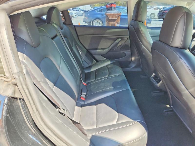 Photo 10 from auction – 2018 TESLA MODEL 3 with VIN 5YJ3E1EA6JF156326