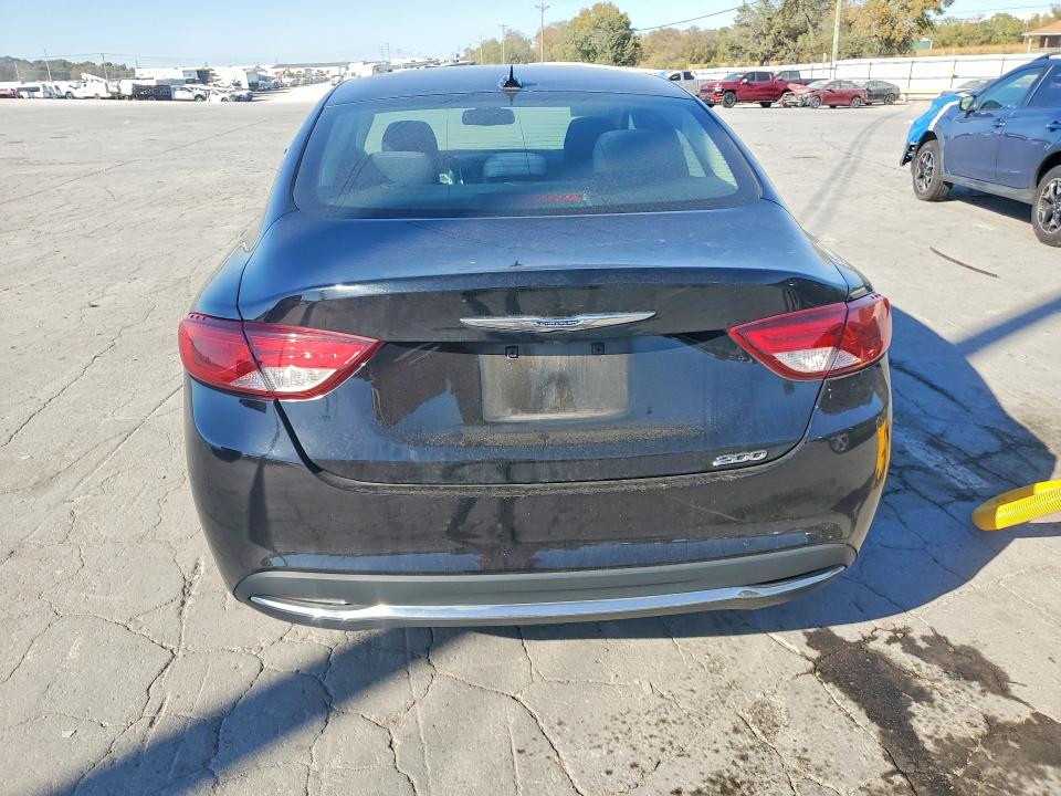 Снимка 6 от търг – 2015 CHRYSLER 200 с VIN 1C3CCCAB1FN677337