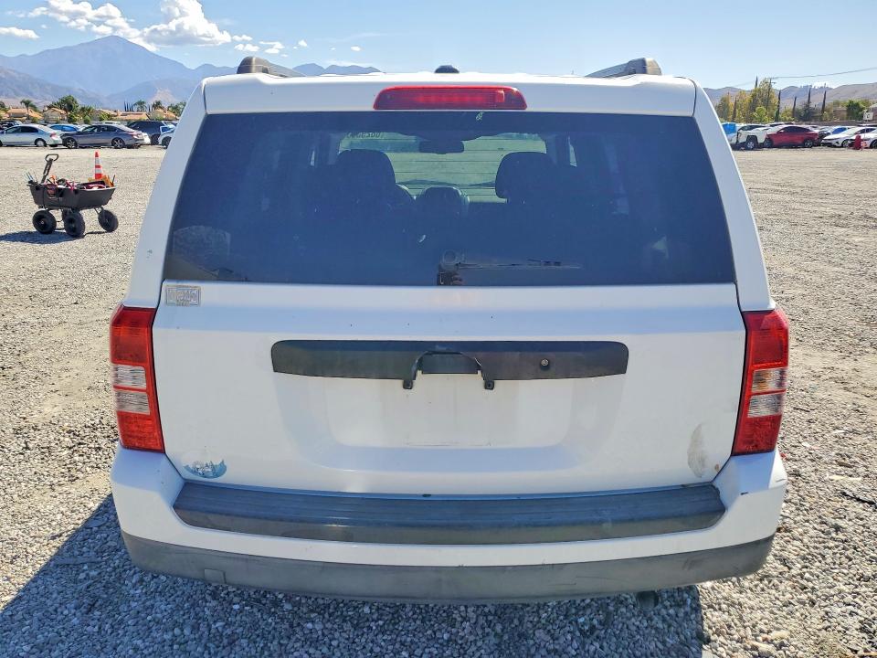 Photo 6 from auction – 2015 JEEP PATRIOT with VIN 1C4NJPBB3FD250893