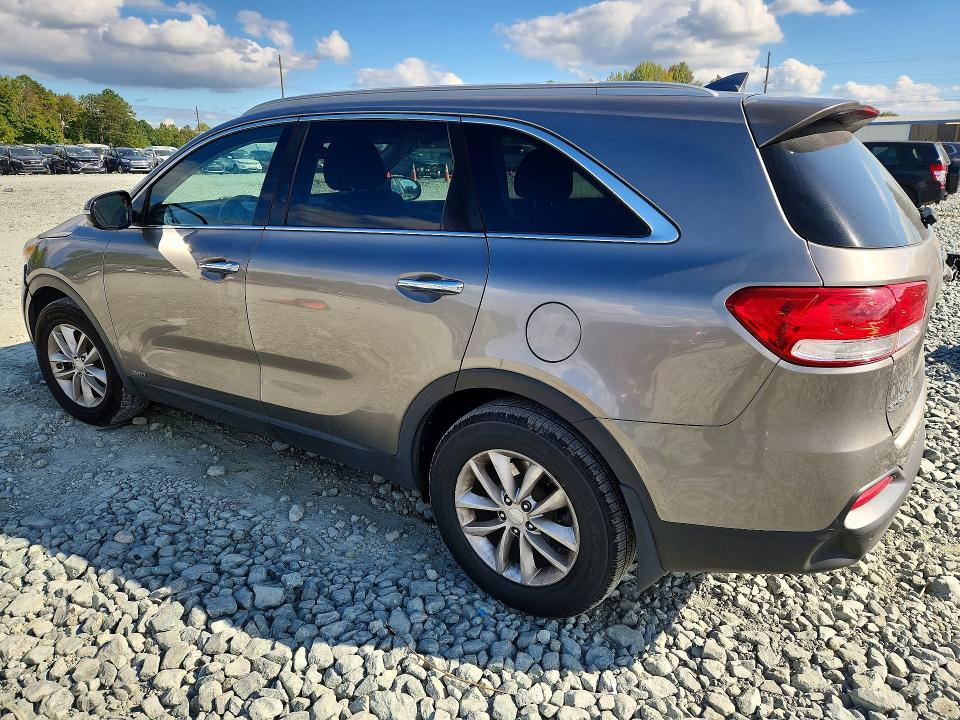 صورة رقم 2 من المزاد - 2016 KIA SORENTO مع VIN 5XYPGDA31GG096882
