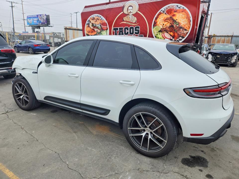 Photo 2 from auction – 2023 PORSCHE MACAN with VIN WP1AA2A55PLB11240