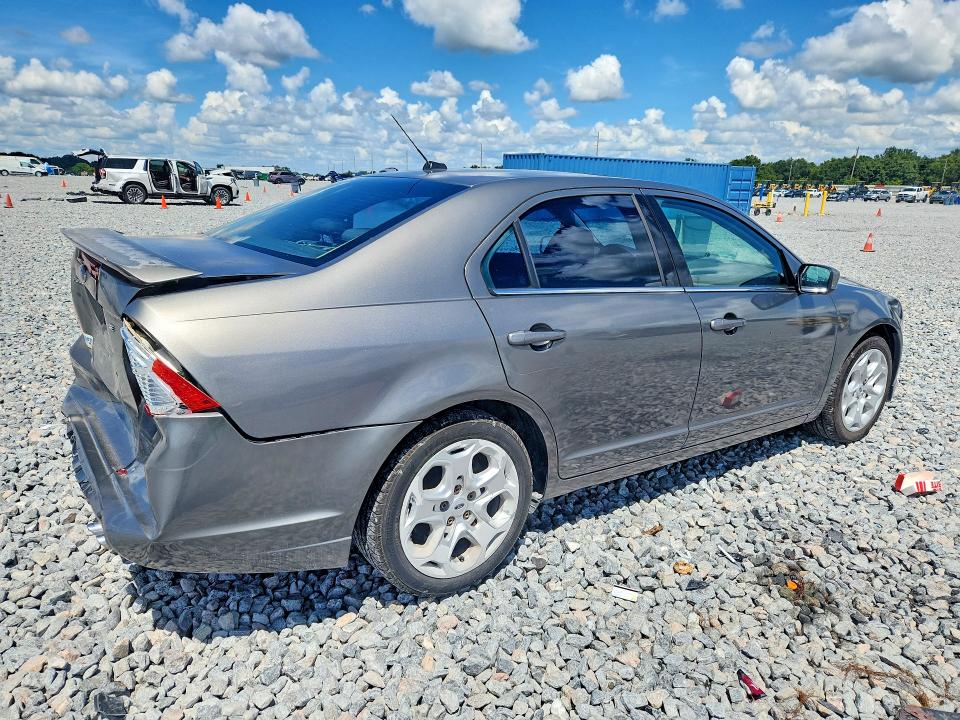 Photo 3 from auction – 2010 FORD FUSION with VIN 3FAHP0HA9AR118714