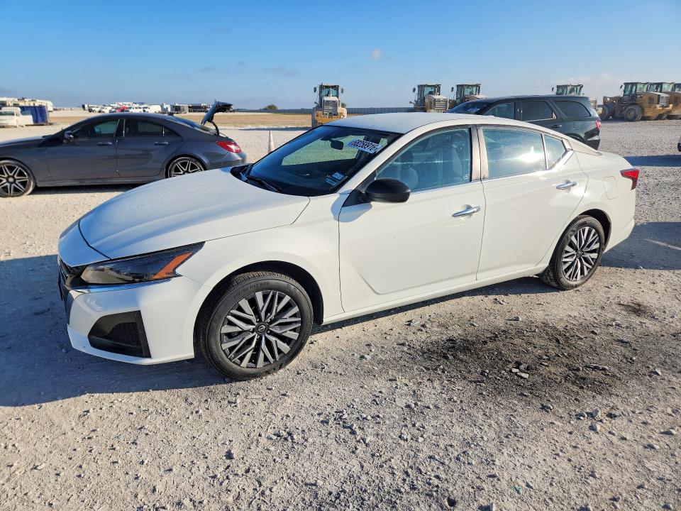 Снимка 1 от търг – 2025 NISSAN ALTIMA с VIN 1N4BL4DV4SN333522