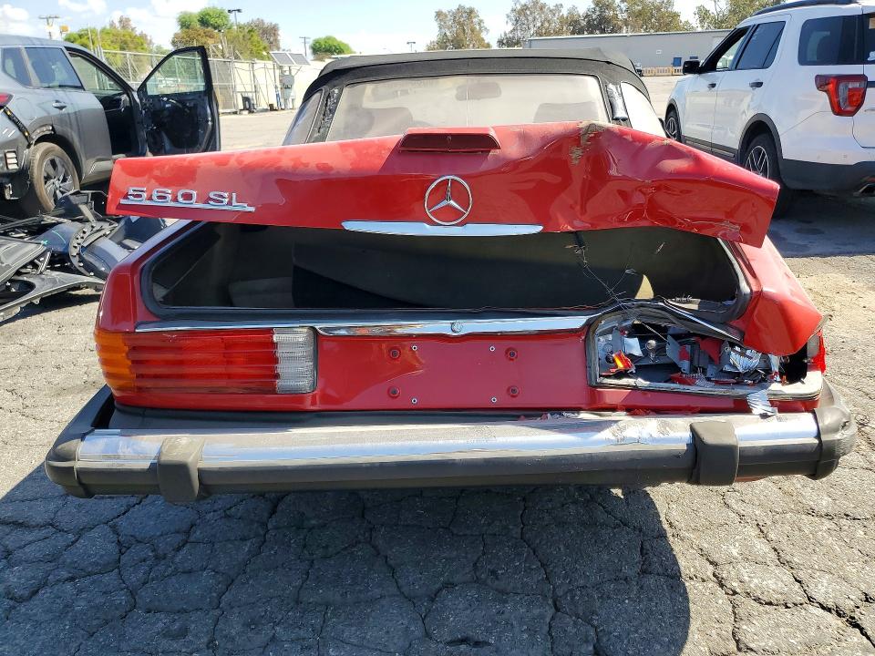 Photo 6 from auction – 1989 MERCEDES-BENZ 560 with VIN WDBBA48D7KA104792