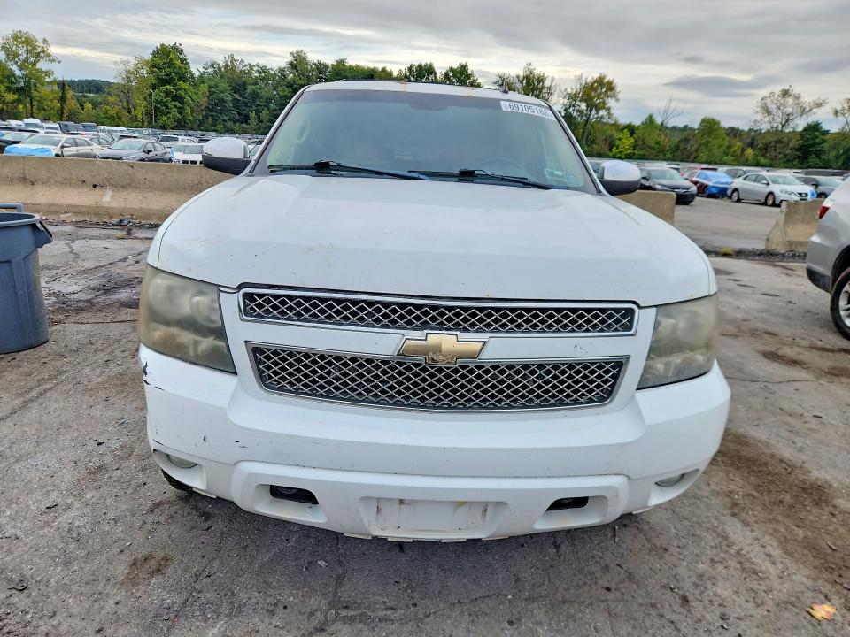 Photo 5 from auction – 2008 CHEVROLET SUBURBAN with VIN 1GNFK16378J247931