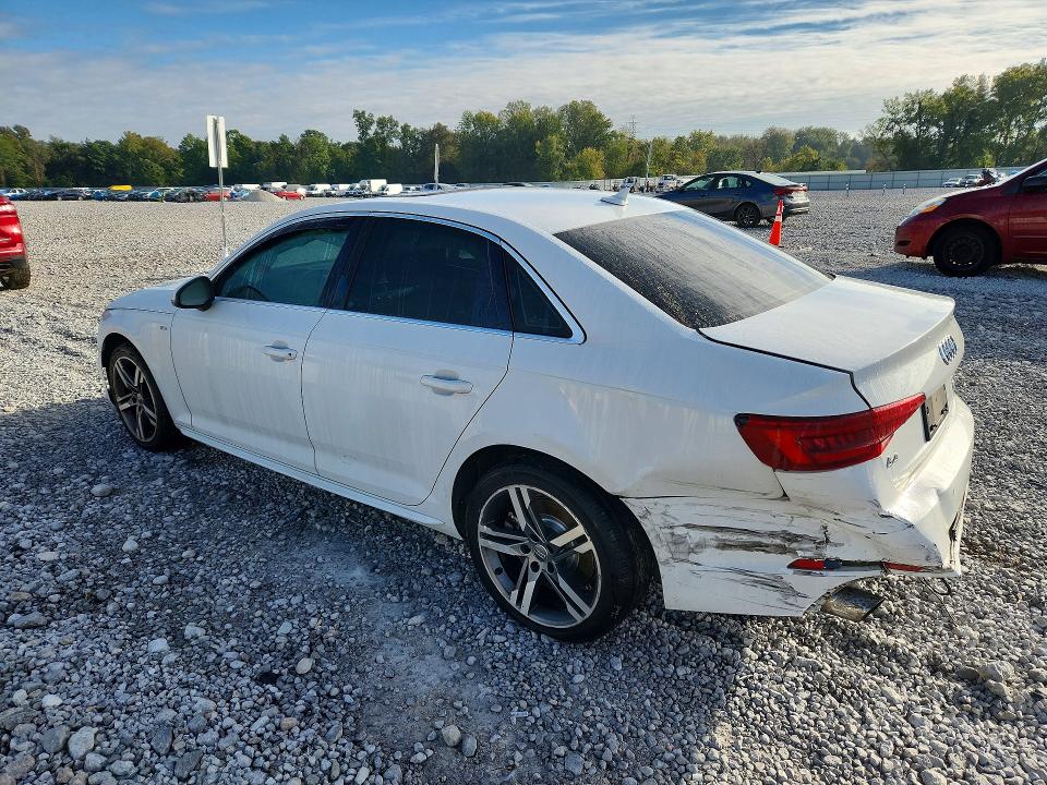 Zdjęcie 2 z aukcji – 2018 AUDI A4 z VIN WAUENAF42JN001580