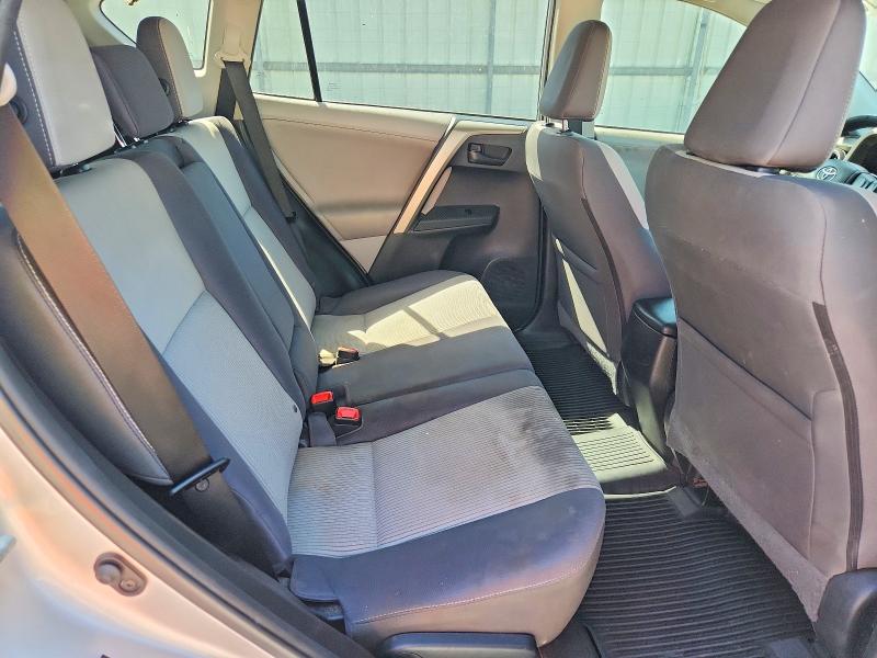 Photo 10 from auction – 2013 TOYOTA RAV4 with VIN 2T3WFREV8DW047537