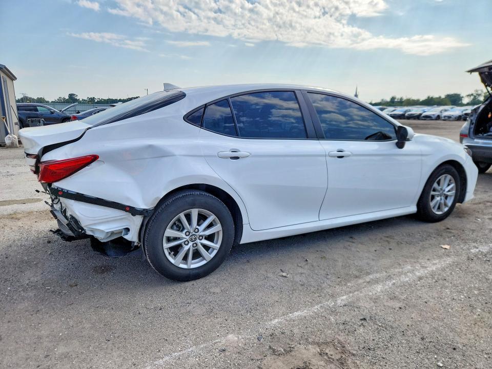 Photo 3 from auction – 2025 TOYOTA CAMRY with VIN 4T1DAACK3SU521710
