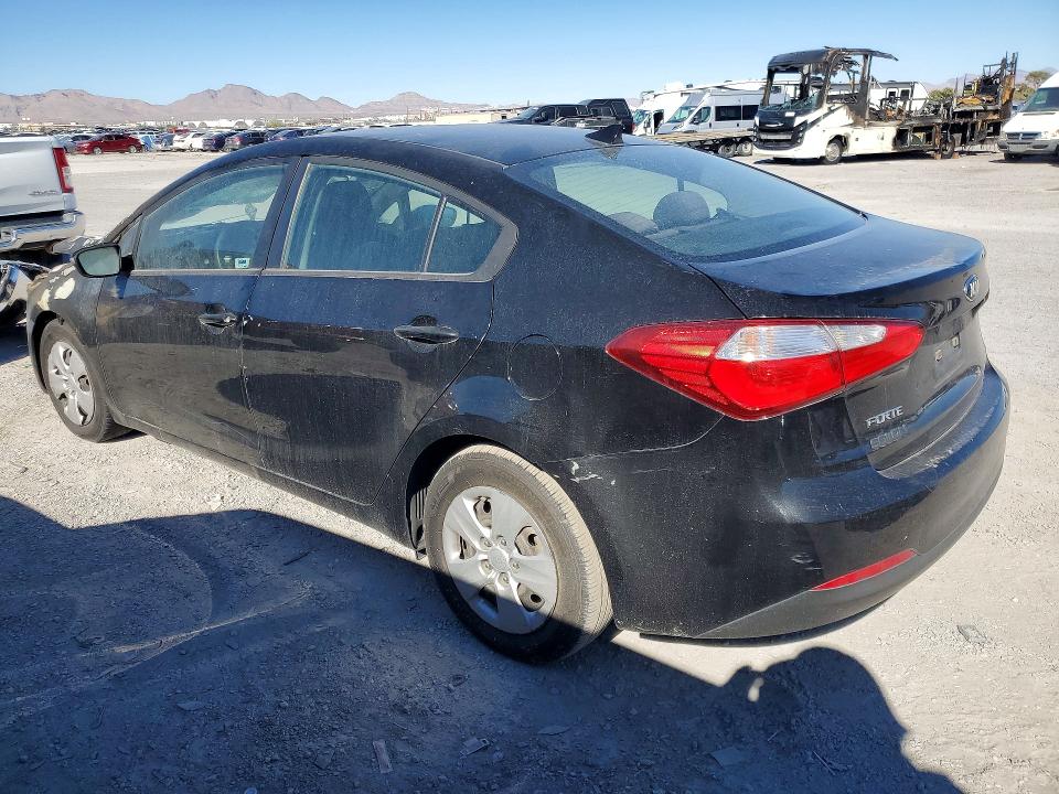 Photo 2 from auction – 2015 KIA FORTE with VIN KNAFX4A6XF5358621