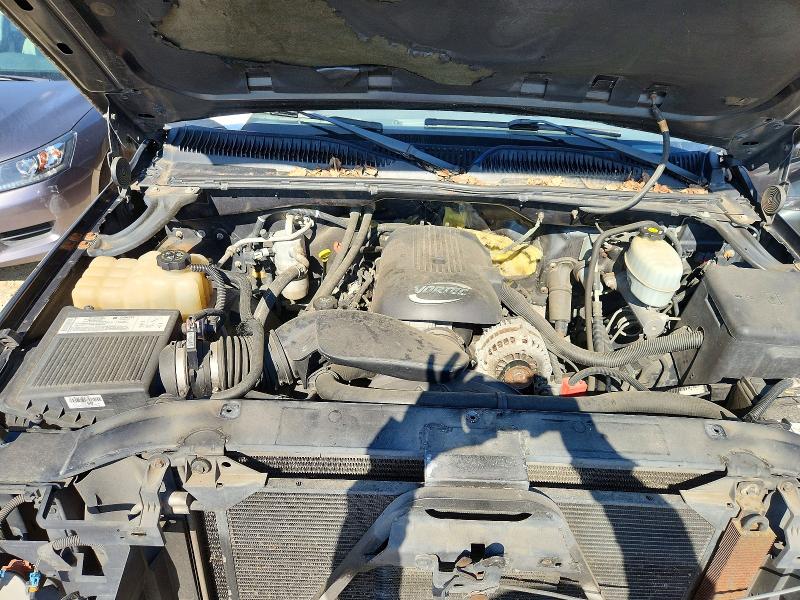 Photo 11 from auction – 2005 GMC SIERRA with VIN 1GTHK23U85F823366