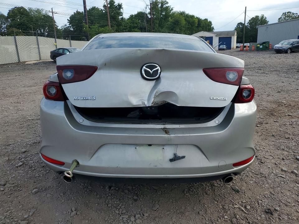Photo 6 from auction – 2024 MAZDA 3 with VIN 3MZBPABM0RM413747