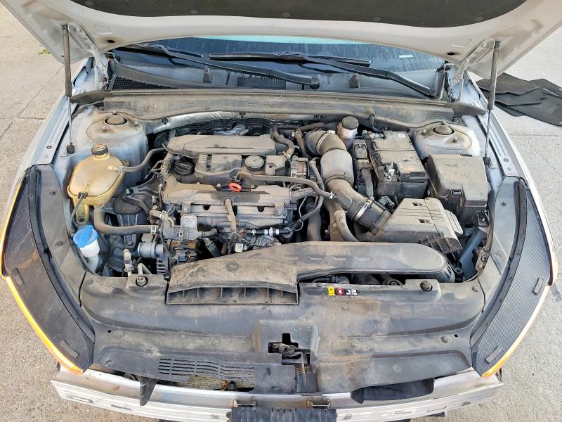 Photo 11 from auction – 2022 KIA K5 with VIN 5XXG64J26NG110741