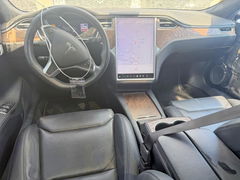 Photo 8 from auction – 2018 TESLA MODEL S with VIN 5YJSA1E27JF244852