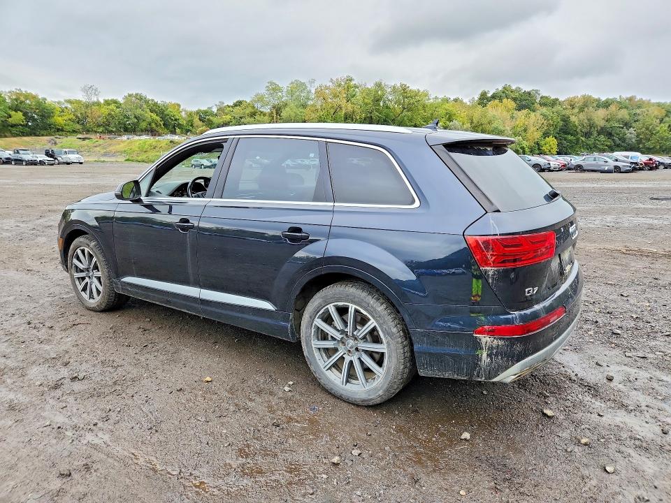 Снимка 2 от търг – 2018 AUDI Q7 с VIN WA1VAAF74JD010290