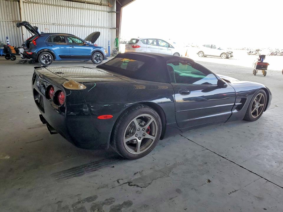 Photo 3 from auction – 2000 CHEVROLET CORVETTE with VIN 1G1YY32G6Y5126023
