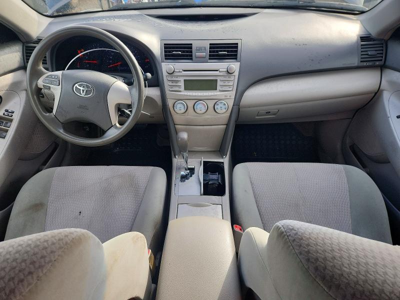Снимка 8 от търг – 2011 TOYOTA CAMRY с VIN 4T1BF3EK8BU702898