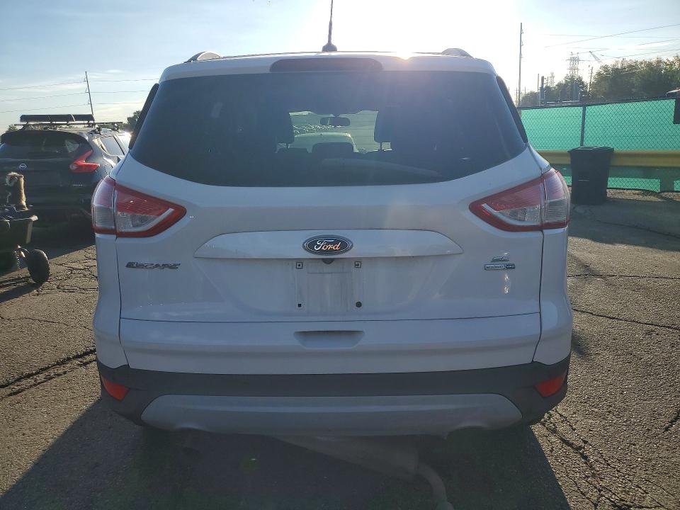 Photo 6 from auction – 2014 FORD ESCAPE with VIN 1FMCU9GX3EUC47856