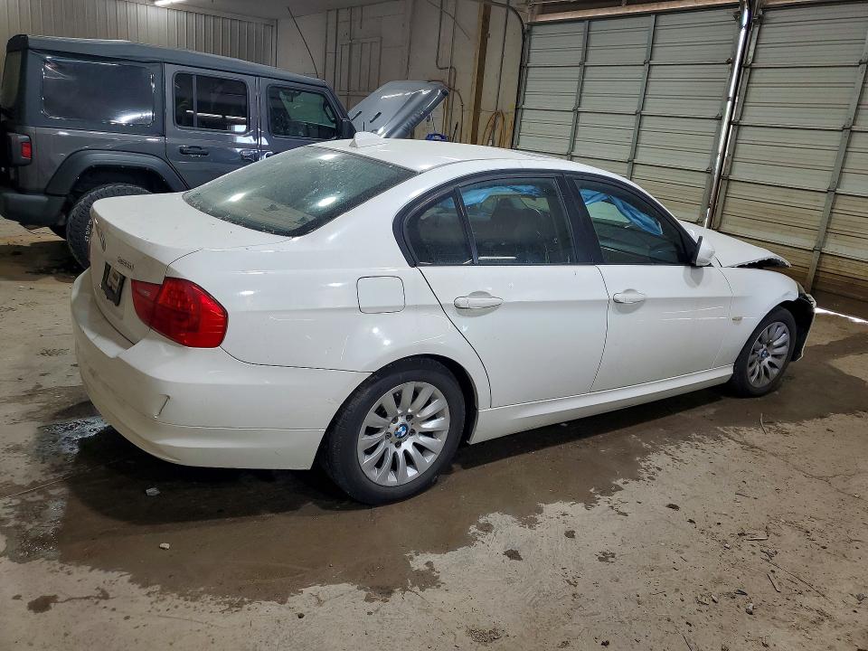 Foto 3 de la subasta – 2009 BMW 328 con VIN WBAPH53579A436845