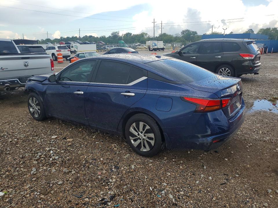Photo 2 from auction – 2020 NISSAN ALTIMA with VIN 1N4BL4BV7LC141625