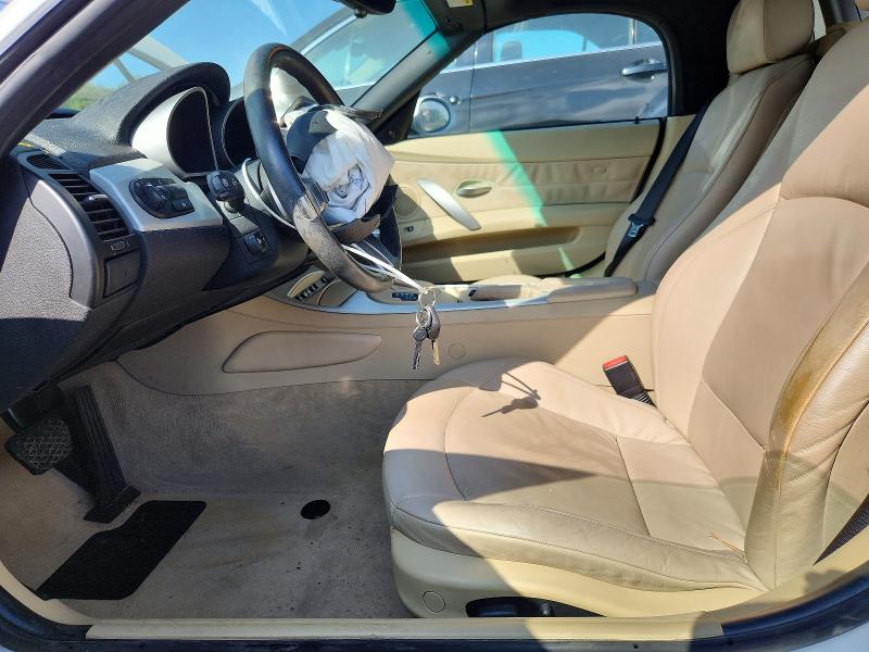 Photo 7 from auction – 2006 BMW Z4 with VIN 4USBU33516LW66369