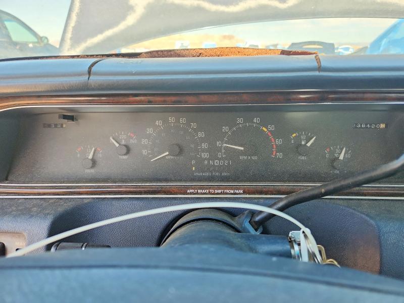 Photo 9 from auction – 1992 BUICK ROADMASTER with VIN 1G4BN5377NR445673