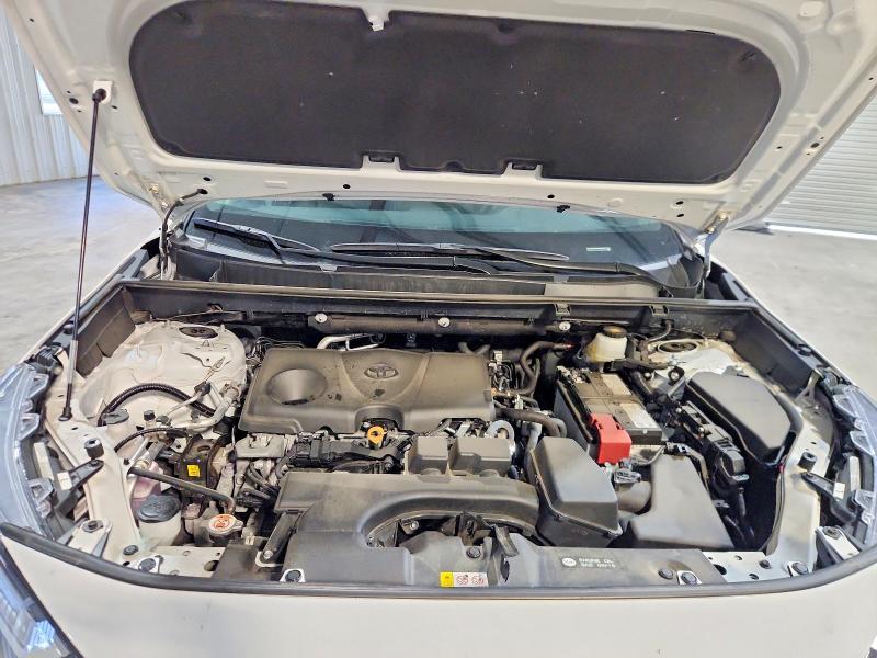 Photo 12 from auction – 2025 TOYOTA RAV4 with VIN 2T3P1RFV0SW565382