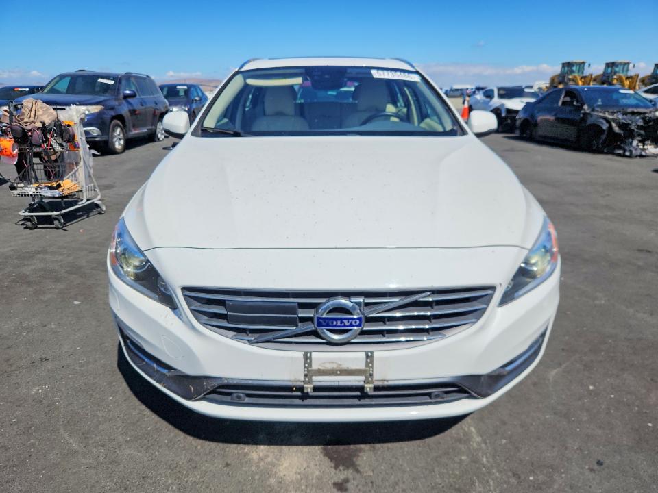 Foto 5 de la subasta – 2015 VOLVO V60 con VIN YV140MEM9F1240925