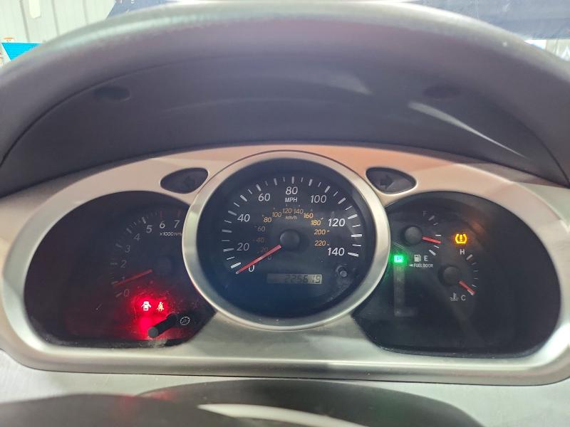 Photo 9 from auction – 2004 TOYOTA HIGHLANDER with VIN JTEEP21A040029892