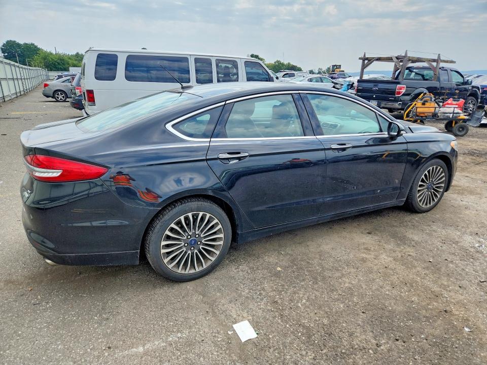 Снимка 3 от търг – 2017 FORD FUSION с VIN 3FA6P0HD9HR303924