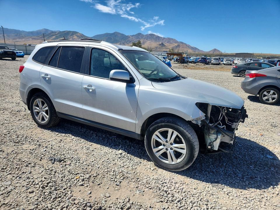 Photo 4 from auction – 2010 HYUNDAI SANTA FE with VIN 5NMSKDAG4AH341876