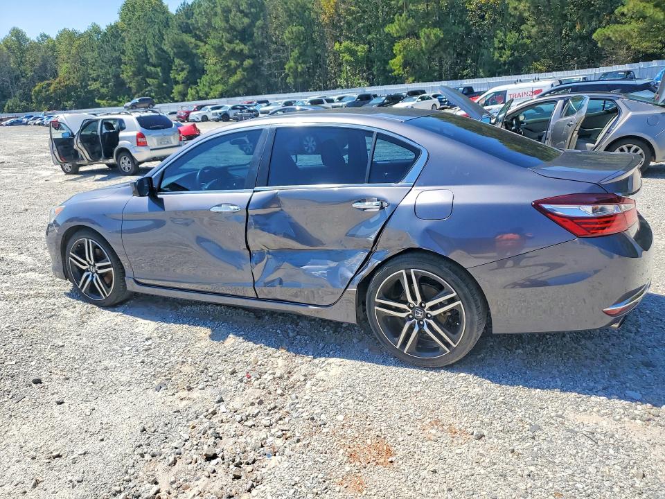 Снимка 2 от търг – 2017 HONDA ACCORD с VIN 1HGCR2F5XHA077466