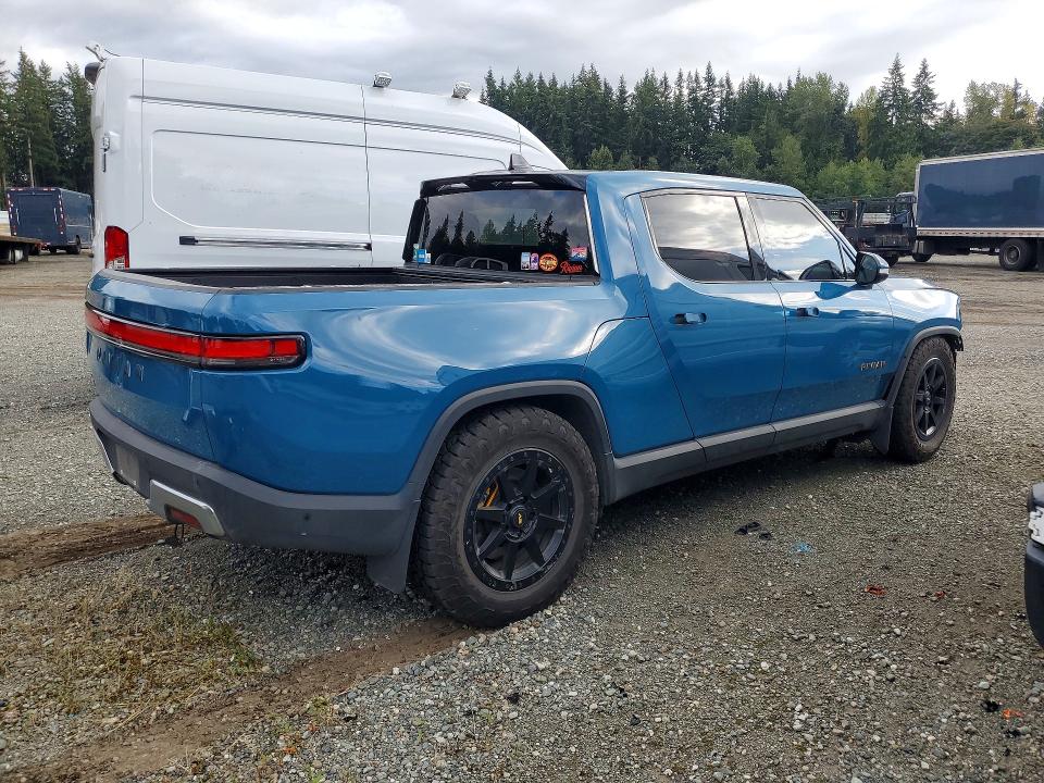 Photo 3 from auction – 2023 RIVIAN R1T with VIN 7FCTGAAA3PN018019