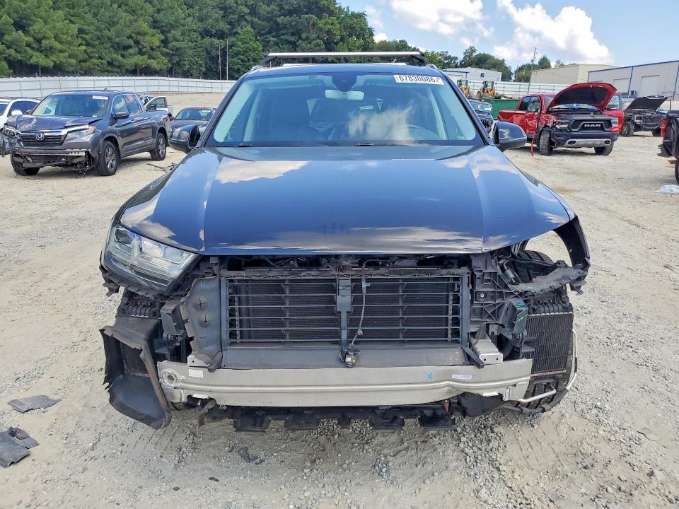 Photo 5 from auction – 2017 AUDI Q7 with VIN WA1LAAF78HD011590
