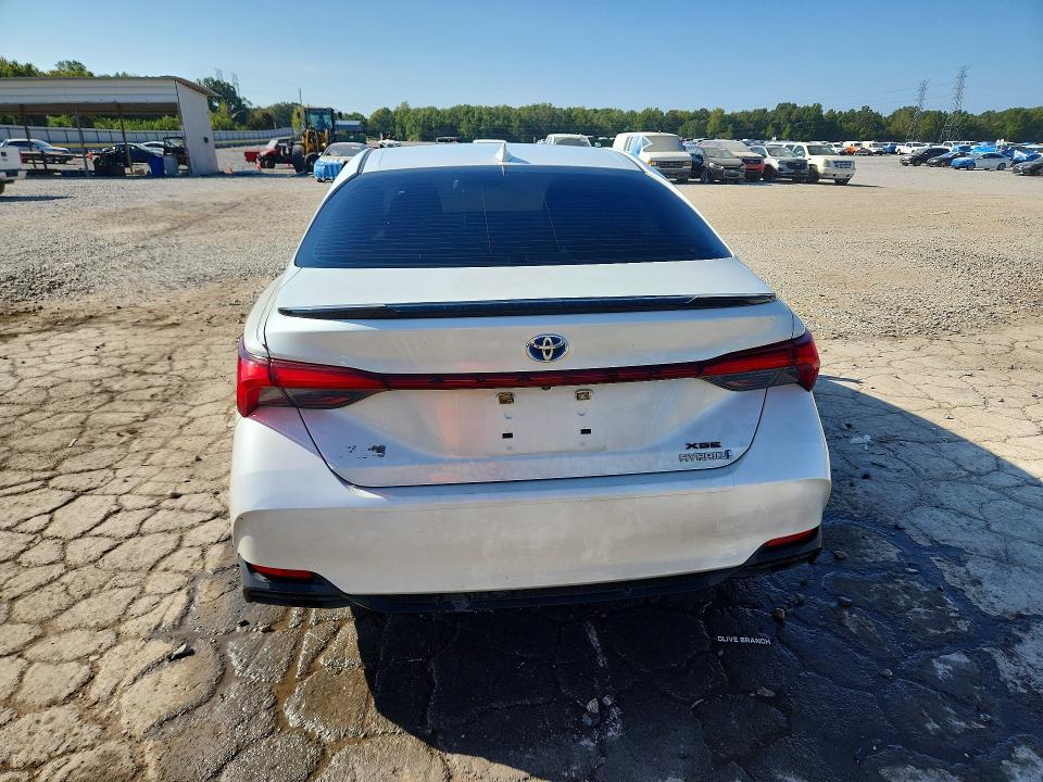 Photo 6 from auction – 2021 TOYOTA AVALON with VIN 4T1EA1AB6MU007778