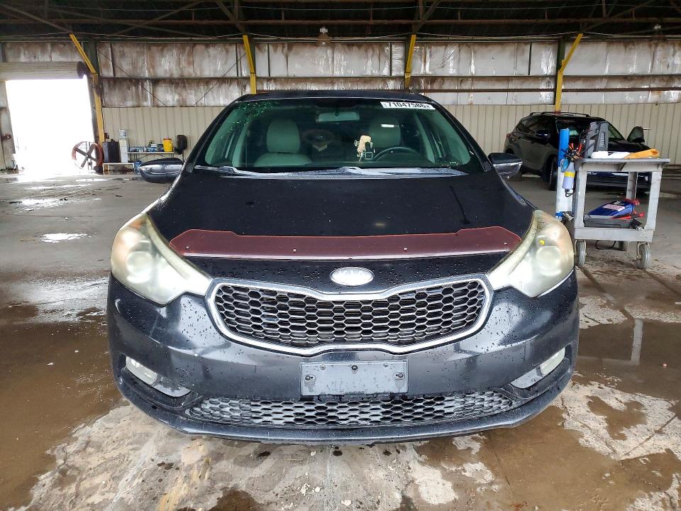 Photo 5 from auction – 2014 KIA FORTE with VIN KNAFX4A80E5046923