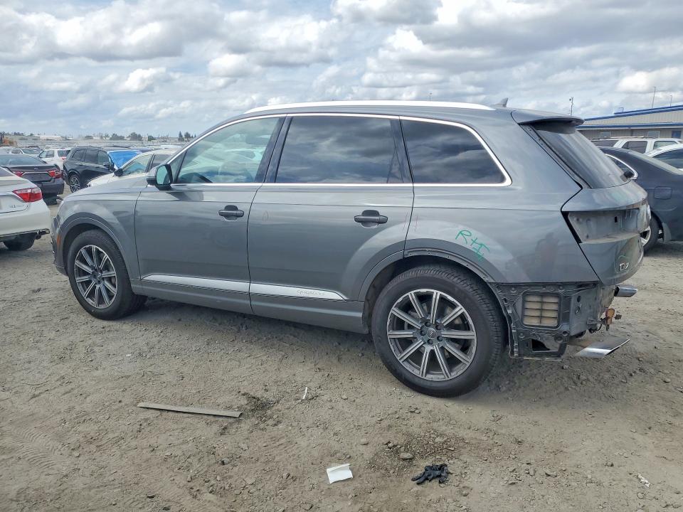 Photo 2 from auction – 2017 AUDI Q7 with VIN WA1LHAF76HD036824