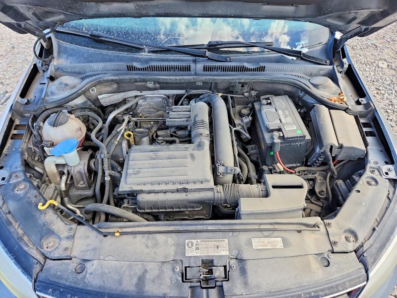 Photo 11 from auction – 2017 VOLKSWAGEN JETTA with VIN 3VW2B7AJ5HM313585