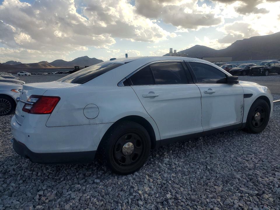 صورة رقم 3 من المزاد - 2015 FORD TAURUS مع VIN 1FAHP2MK4FG106561