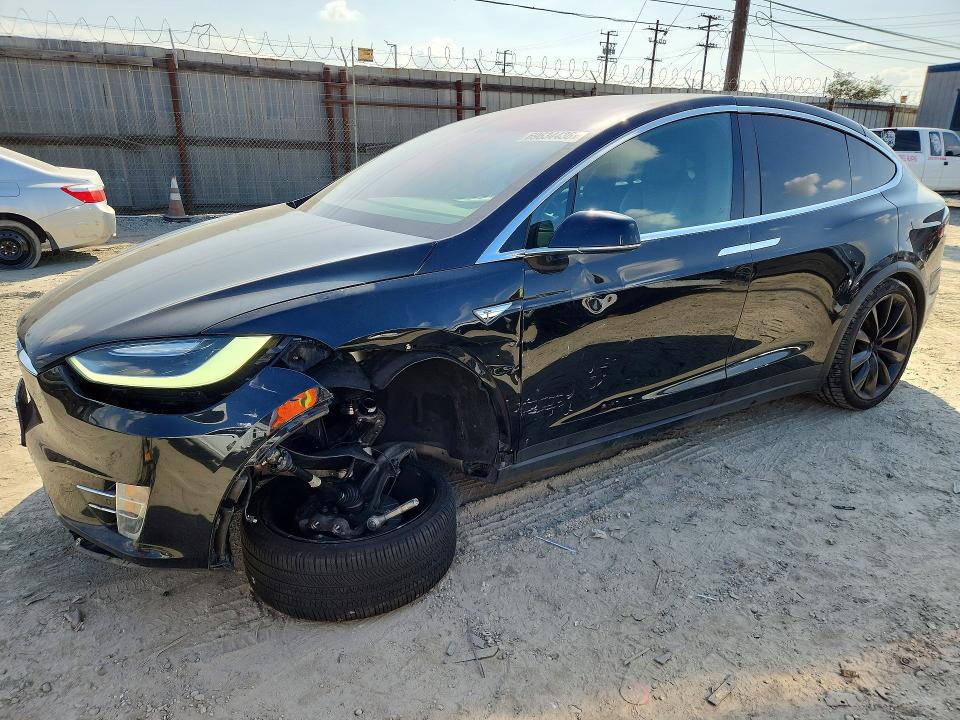2016 TESLA MODEL X - Търг №69634436