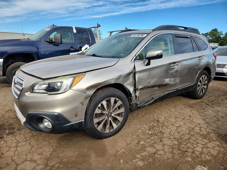 SUBARU OUTBACK 2015 с VIN 4S4BSANC8F3300013 - Фото с аукциона