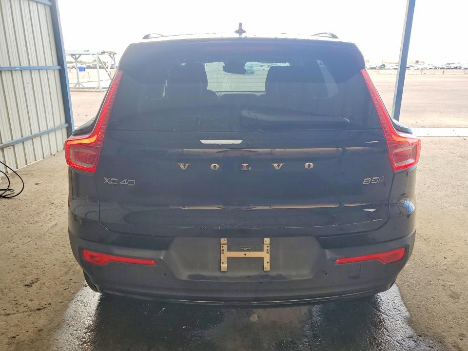 Photo 6 from auction – 2026 VOLVO XC40 with VIN YV4L12UC6T2804710