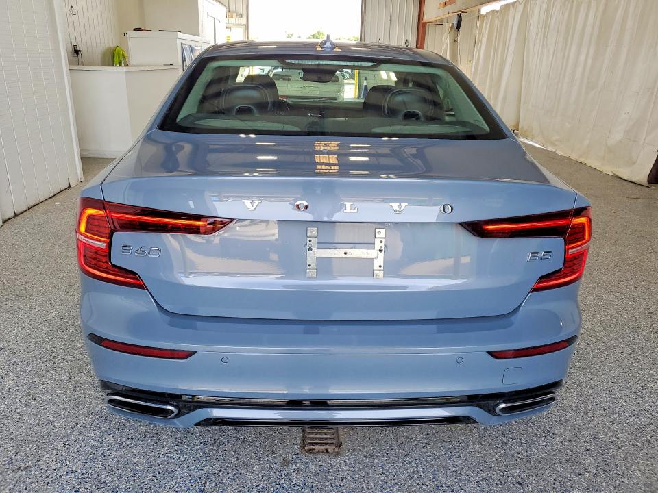 Photo 6 from auction – 2022 VOLVO S60 with VIN 7JRL12FZ0NG189079