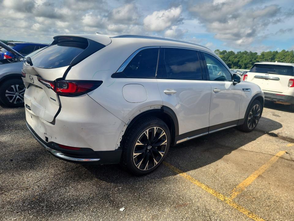 Photo 3 from auction – 2024 MAZDA CX-90 with VIN JM3KKEHA3R1123044