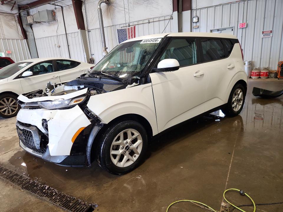 KIA SOUL 2022 with VIN KNDJ23AU0N7181519 - Photo from auction