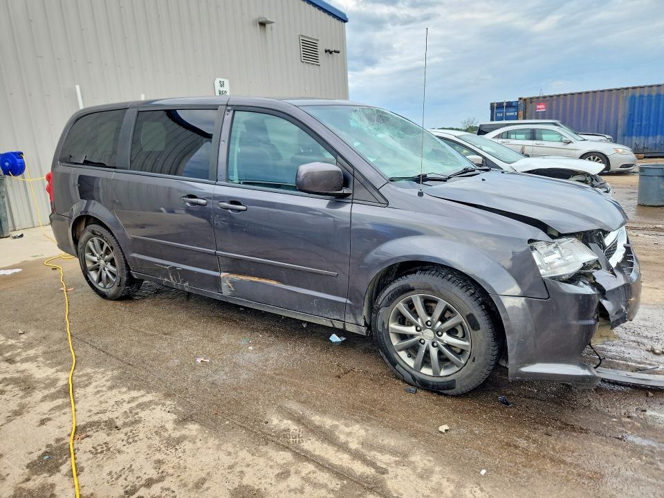 Photo 4 from auction – 2016 DODGE GRAND CARAVAN with VIN 2C4RDGBG8GR107487