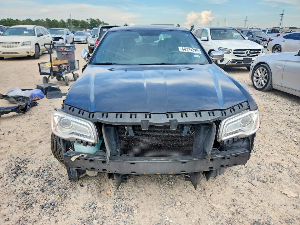 Снимка 5 от търг – 2011 CHRYSLER 300 с VIN 2C3CA5CG8BH536066