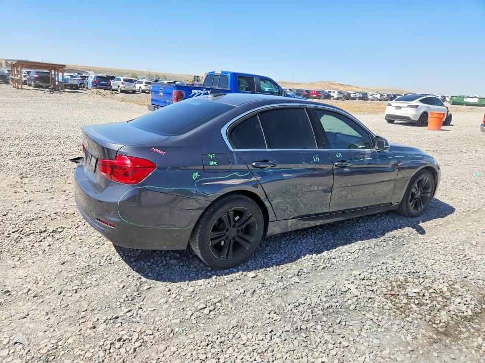 Фото 3 с аукциона – 2017 BMW 330 с VIN WBA8D9G5XHNU58752