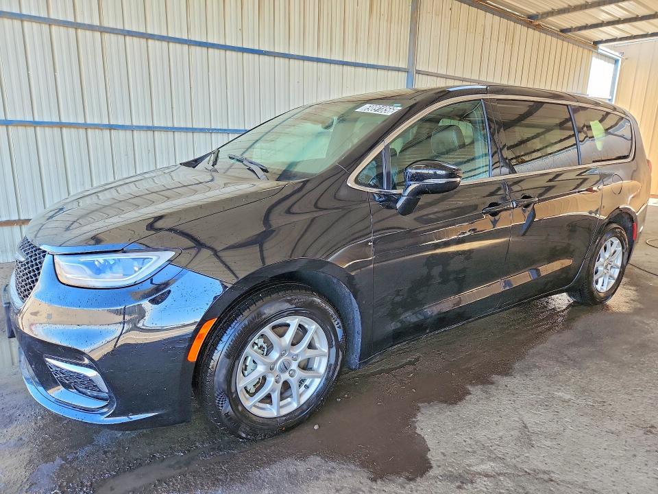 Photo 1 from auction – 2025 CHRYSLER PACIFICA with VIN 2C4RC1BG3SR503142