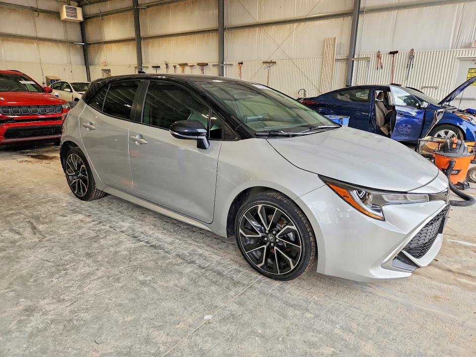 Photo 4 from auction – 2022 TOYOTA COROLLA with VIN JTNC4MBE4N3149496